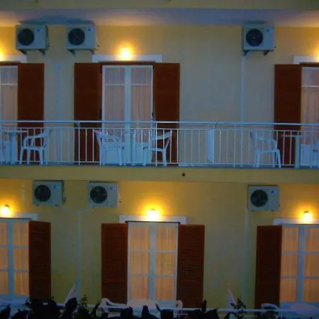 Lägenhetshotell Rantos 3*