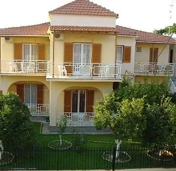 Rantos Lägenhetshotell 3*