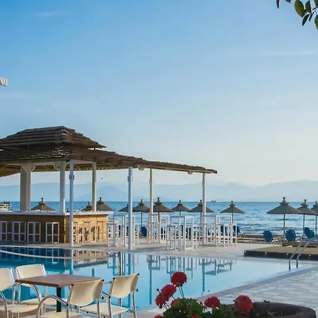 Rantos Aparthotel
